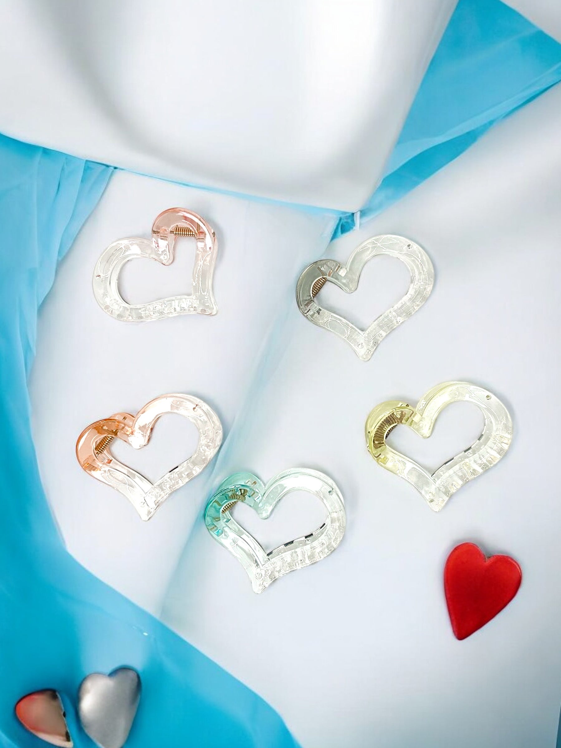 Aqua Elegance Glass Hair Claw