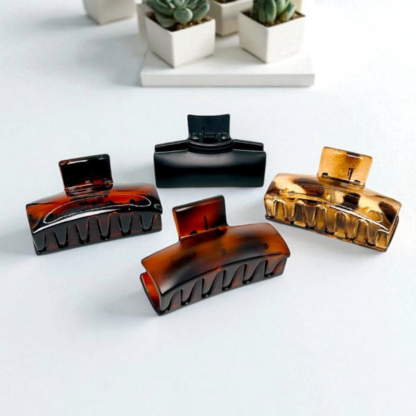 Elegant Tortoiseshell and Black Hair Claw Set Medium