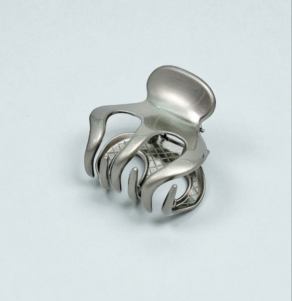 Golden Wave Grip Hair Claw