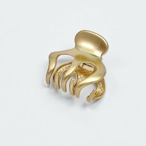Golden Wave Grip Hair Claw