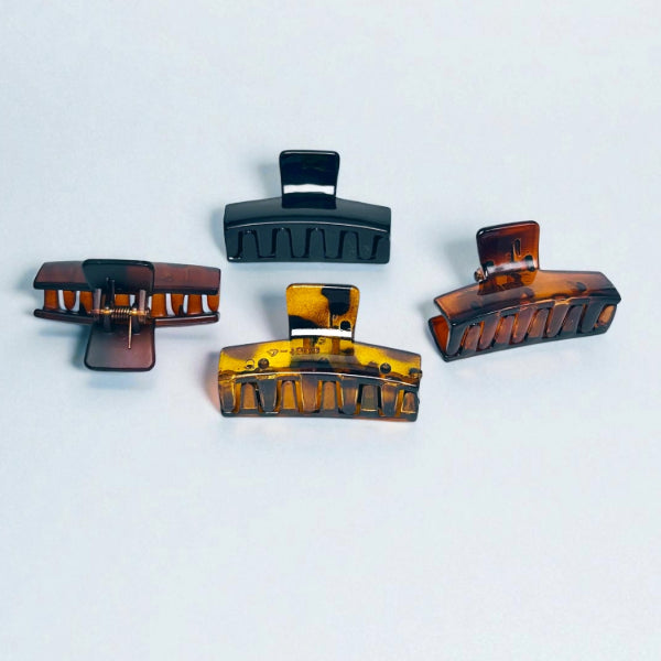 Elegant Tortoiseshell and Black Hair Claw Set Medium