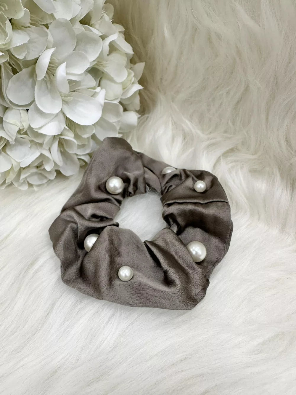 PearlLuxe Hair Scrunchie