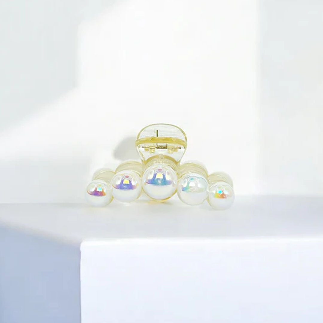 Pearl Elegance Hair Claw