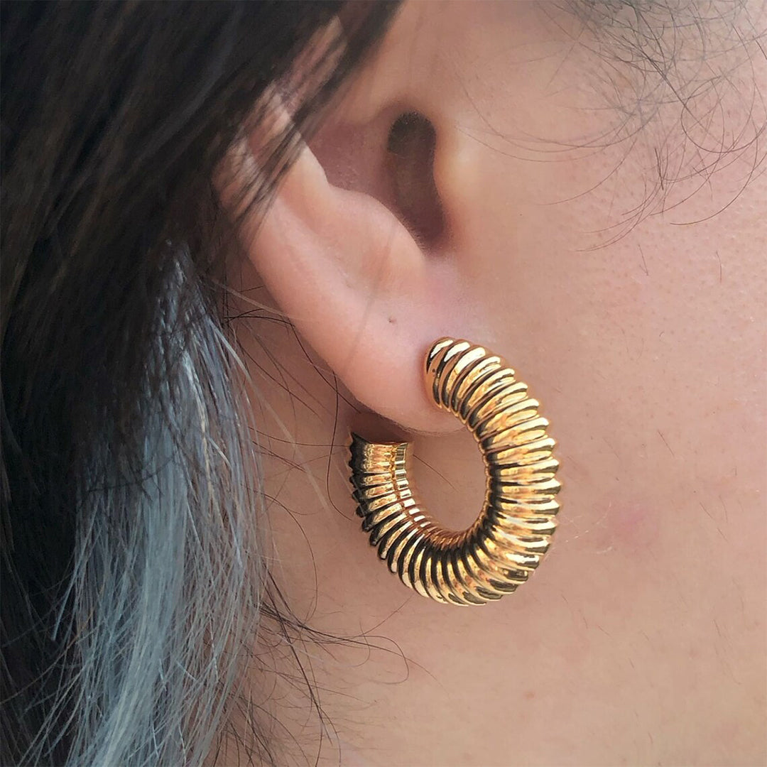 Classic Ribbed Hoops