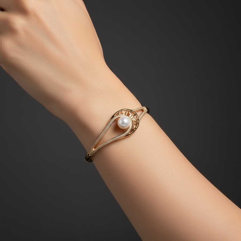 Ethereal Eye Pearl Cuff