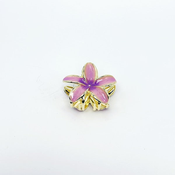 Floral Elegance Hair Claw