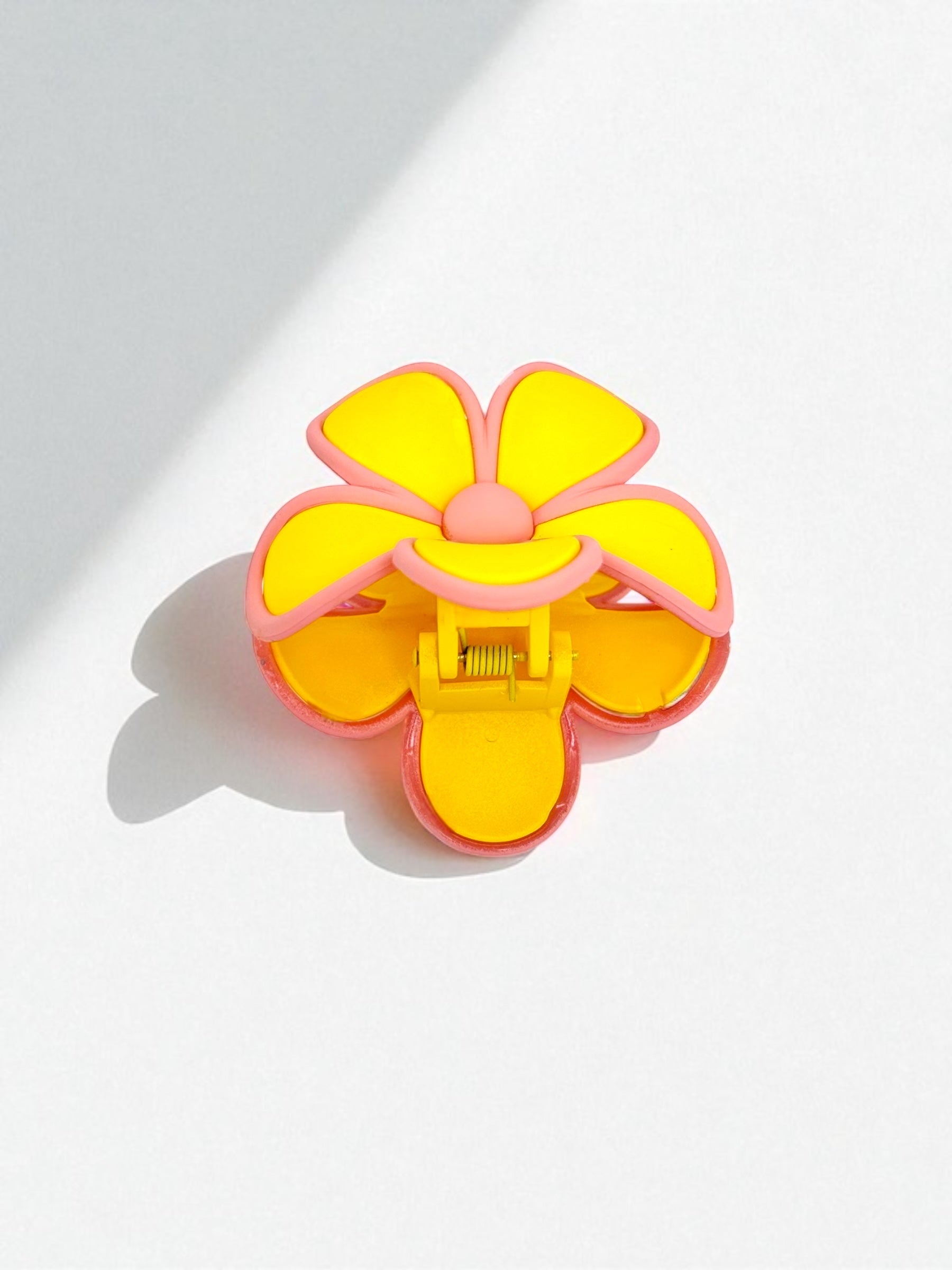 Blooming Delight Hair Claw
