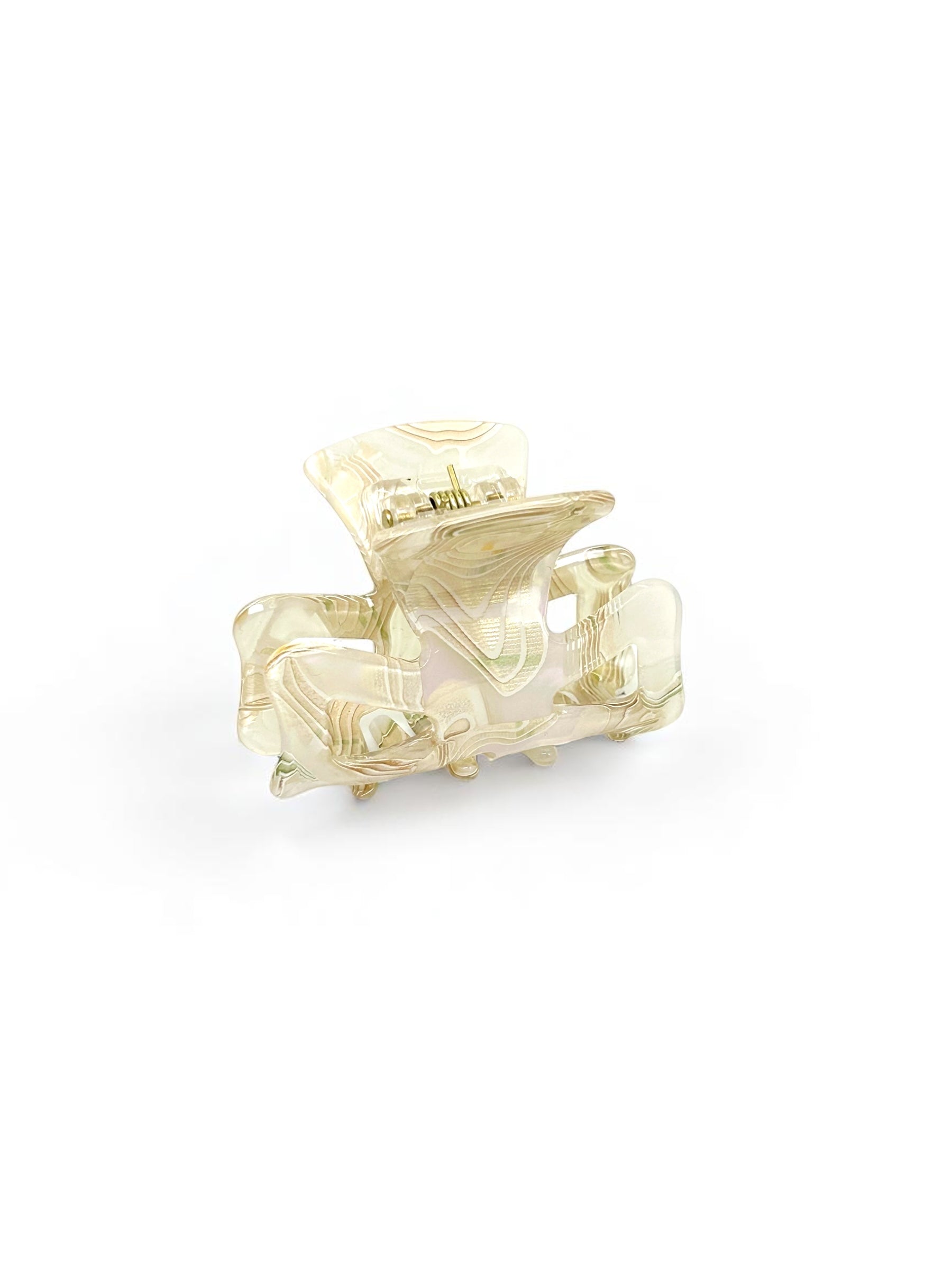Pearl Terrain Claw Clip