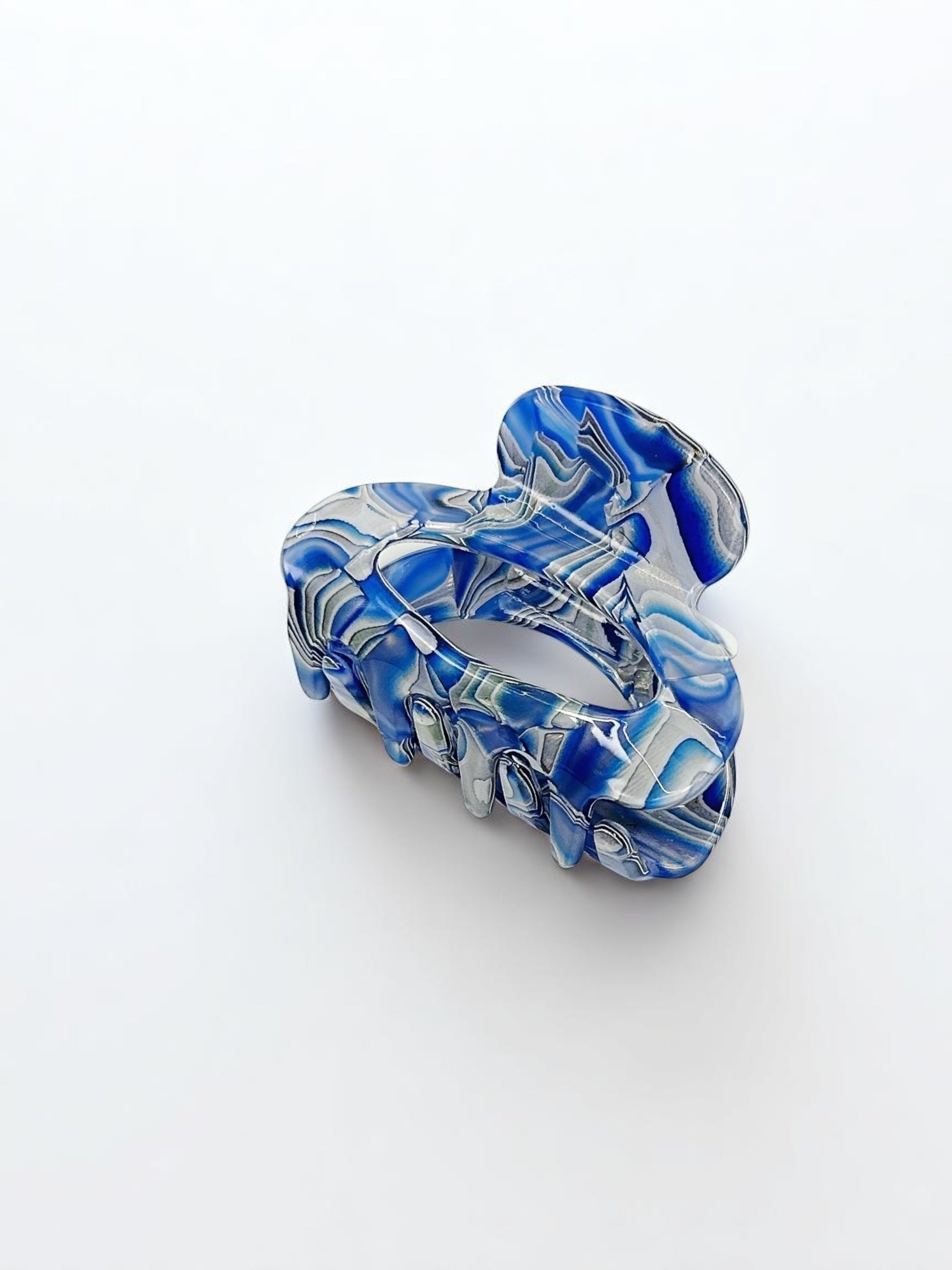 Blue Agate Shell Claw