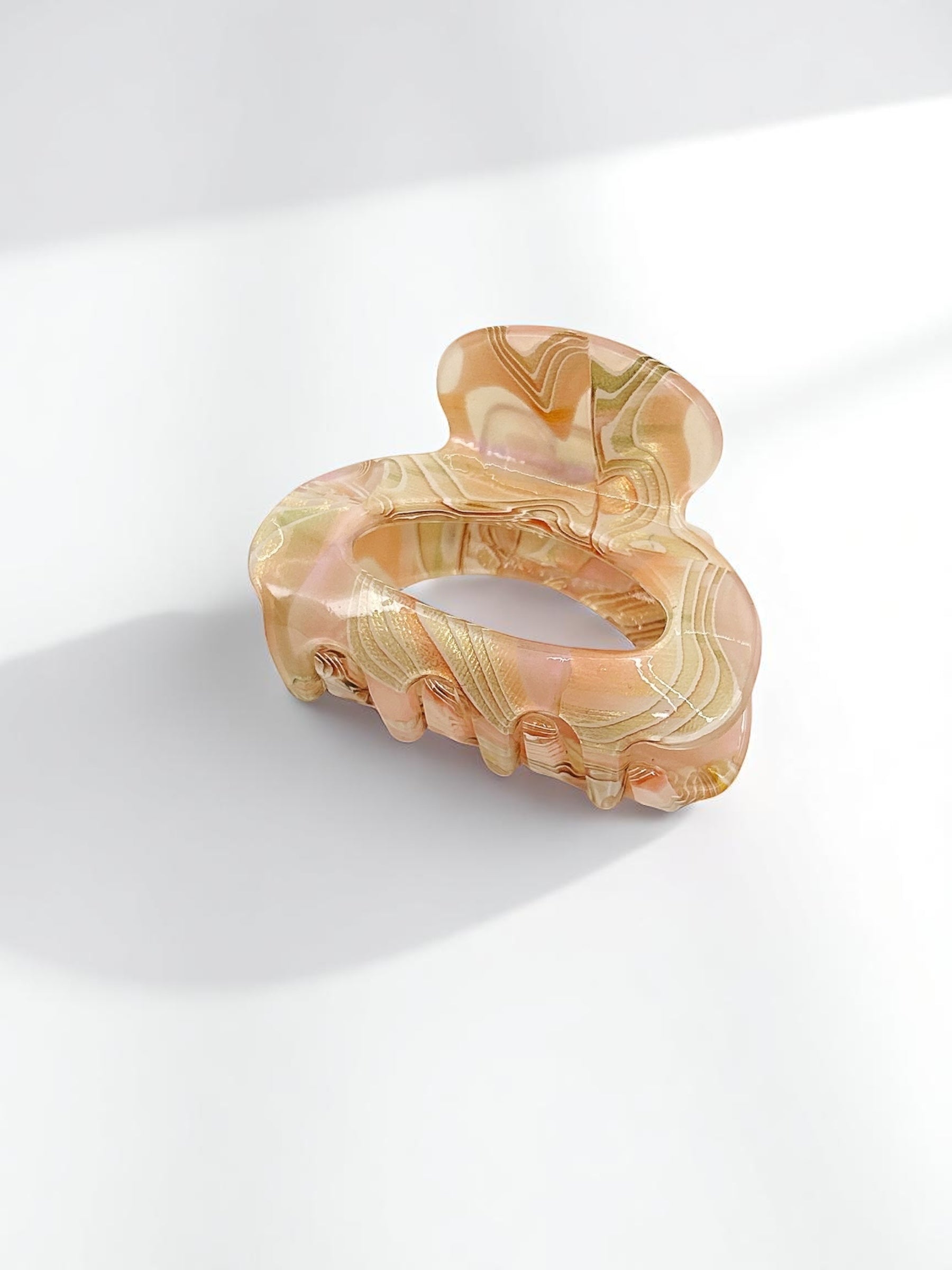 Rose Sand Shell Claw